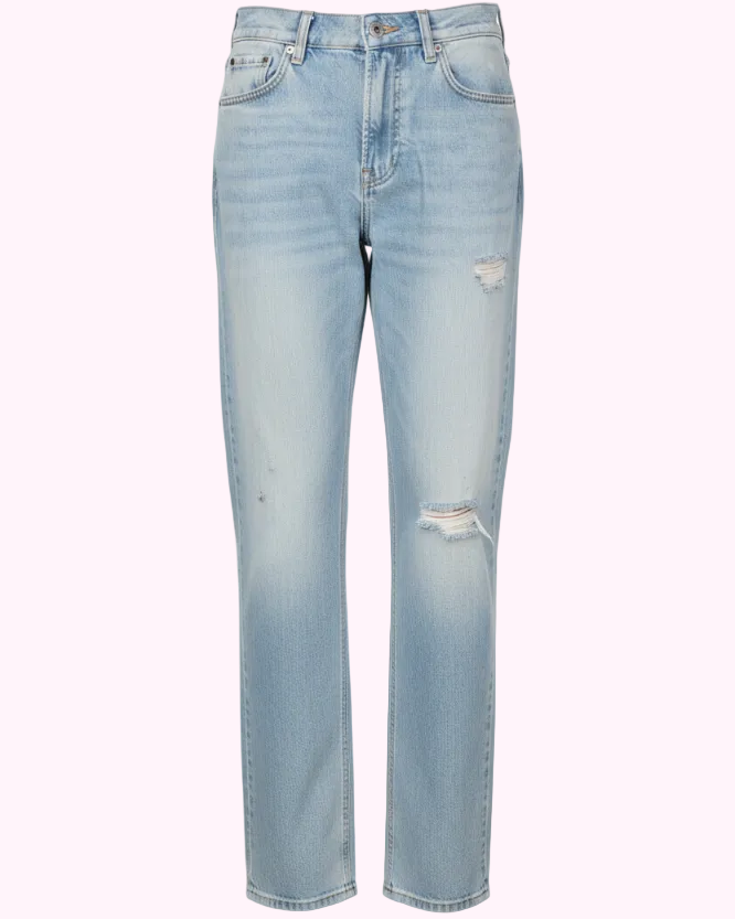Jeans på mannequin med hvid baggrund